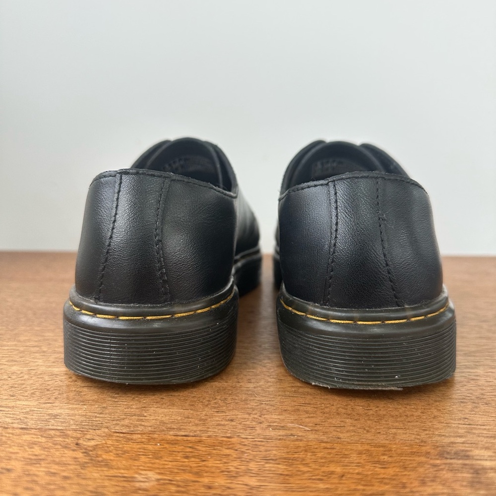 Classic Dr. Martens Zavala Lo - black  Leather oxfords - women’s 8, men’s 7 - Picture 4 of 11